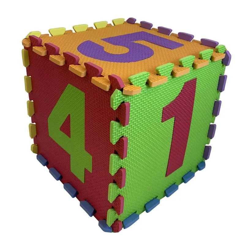 Piso de goma con números o animales.